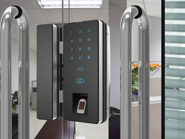 嫩江24小时上门开锁公司