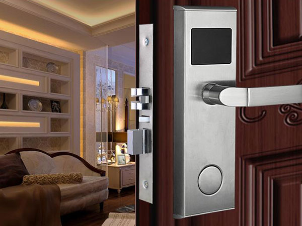 嫩江24小时上门开锁公司