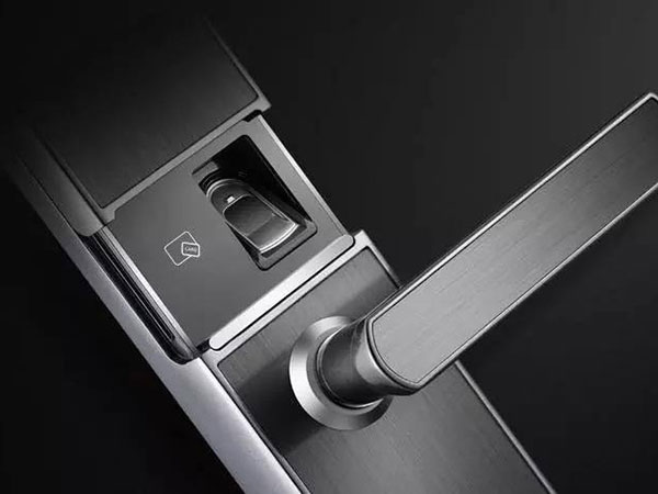 嫩江24小时上门开锁公司